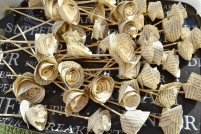 Wiring paper roses